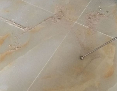 揭阳瓷砖空鼓维修公司分享粘合剂选择不当在瓷砖铺贴过程中可能导致以下问题