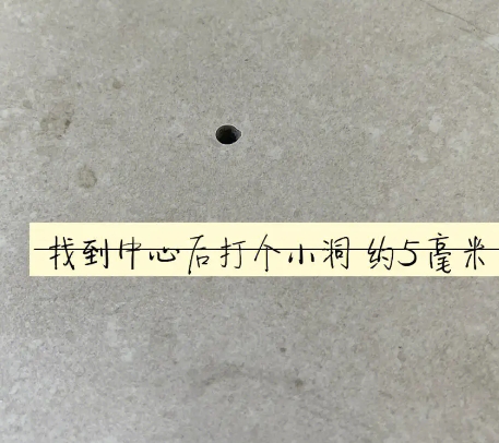 揭阳瓷砖空鼓维修公司专业解答在瓷砖铺贴过程中，如果砂料搅拌不均匀，将会带来以下问题